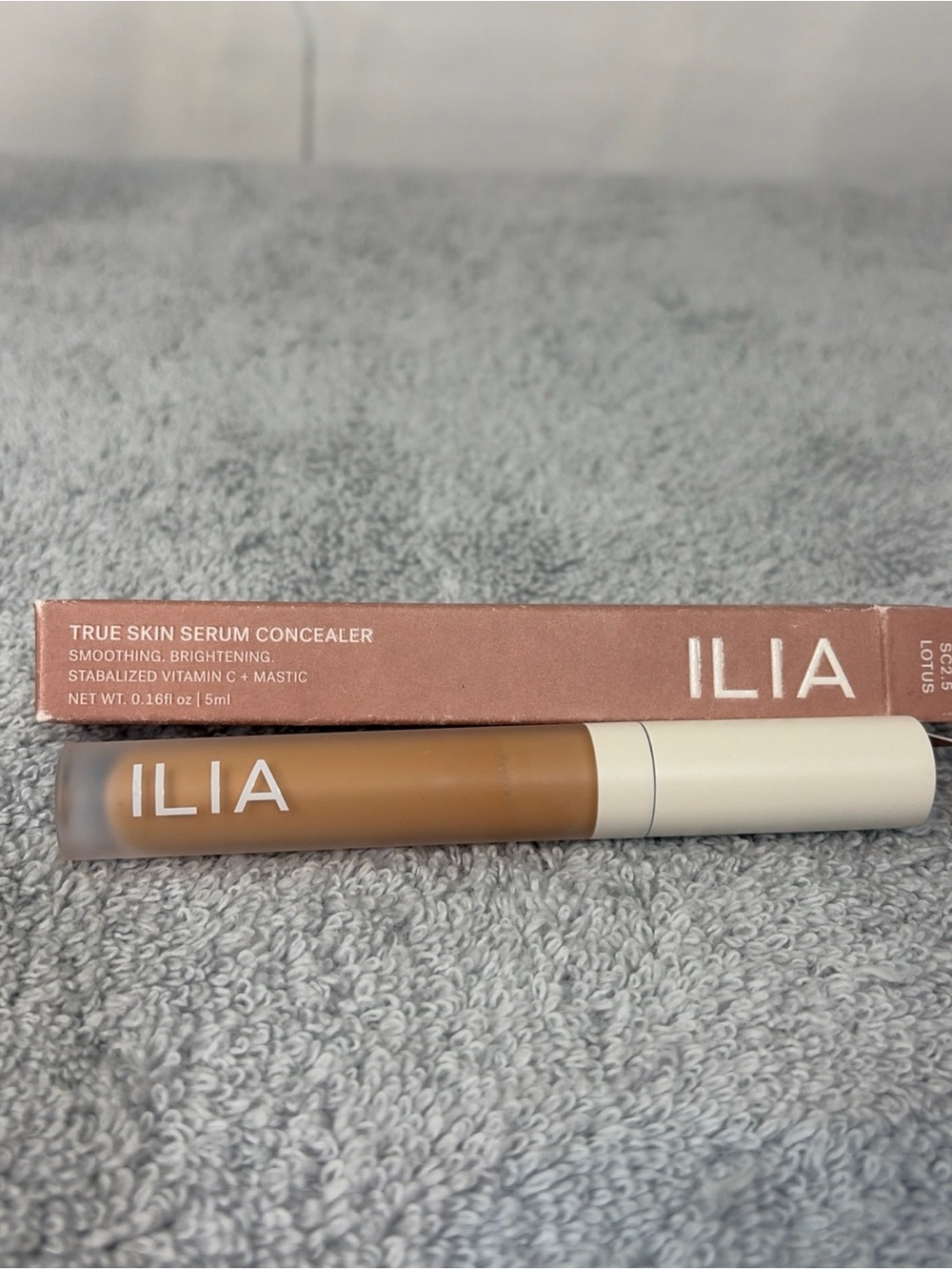 ILIA True Skin Serum Concealer-Lotus SC2.5
